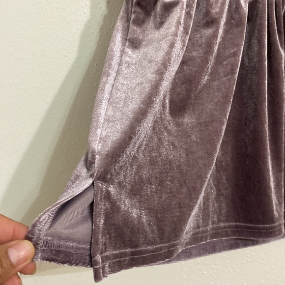 Crosby Velour Top size  large purple/violet, cold shoulder drawstring womens - Picture 3 of 6